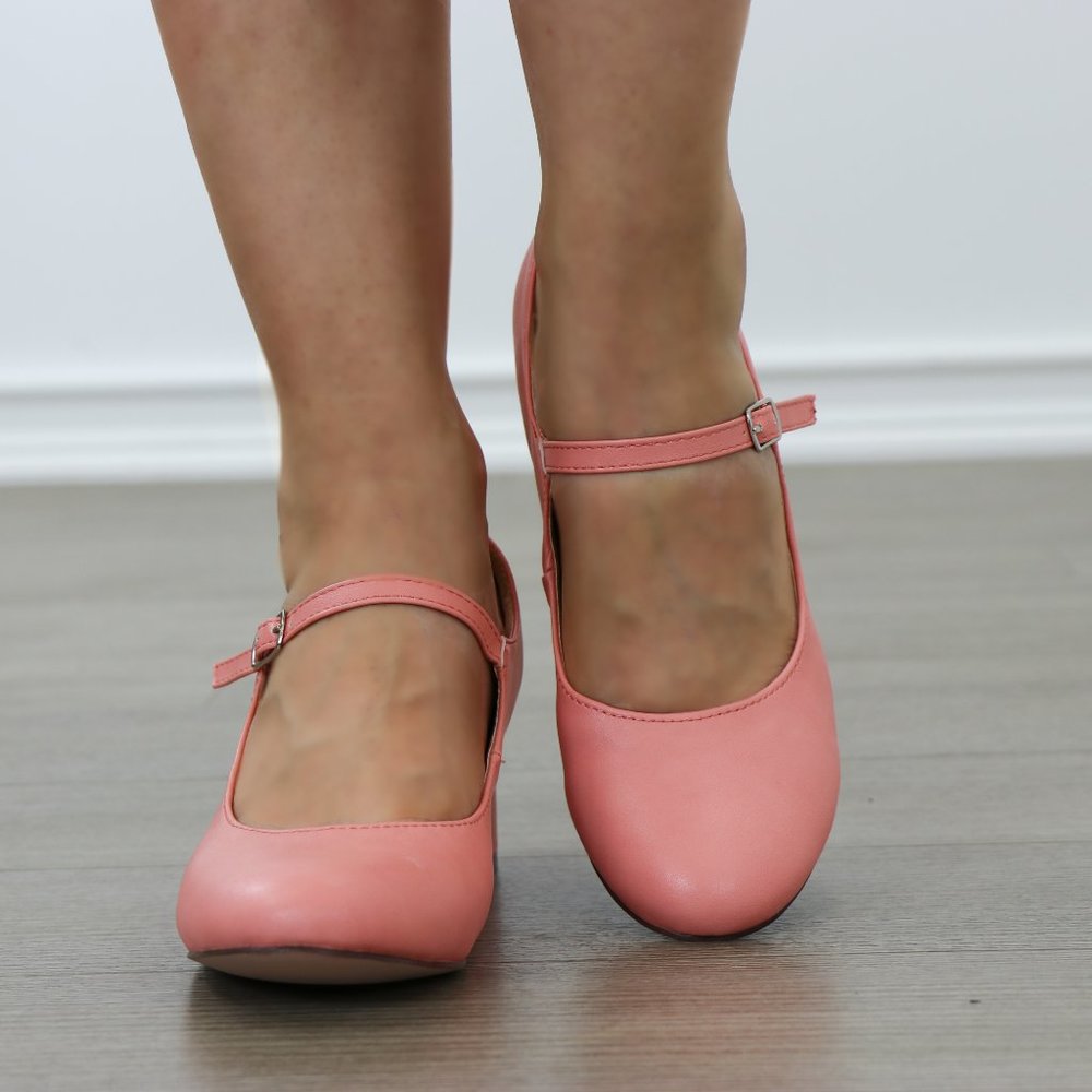 Block Heel Vintage Peach Rockabilly Style Pumps - Picture 3 of 7